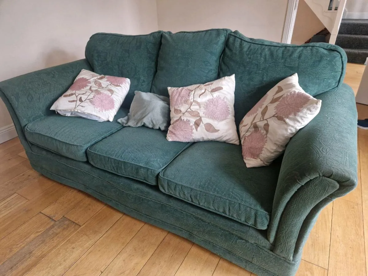 Couch/Sofa - Image 1