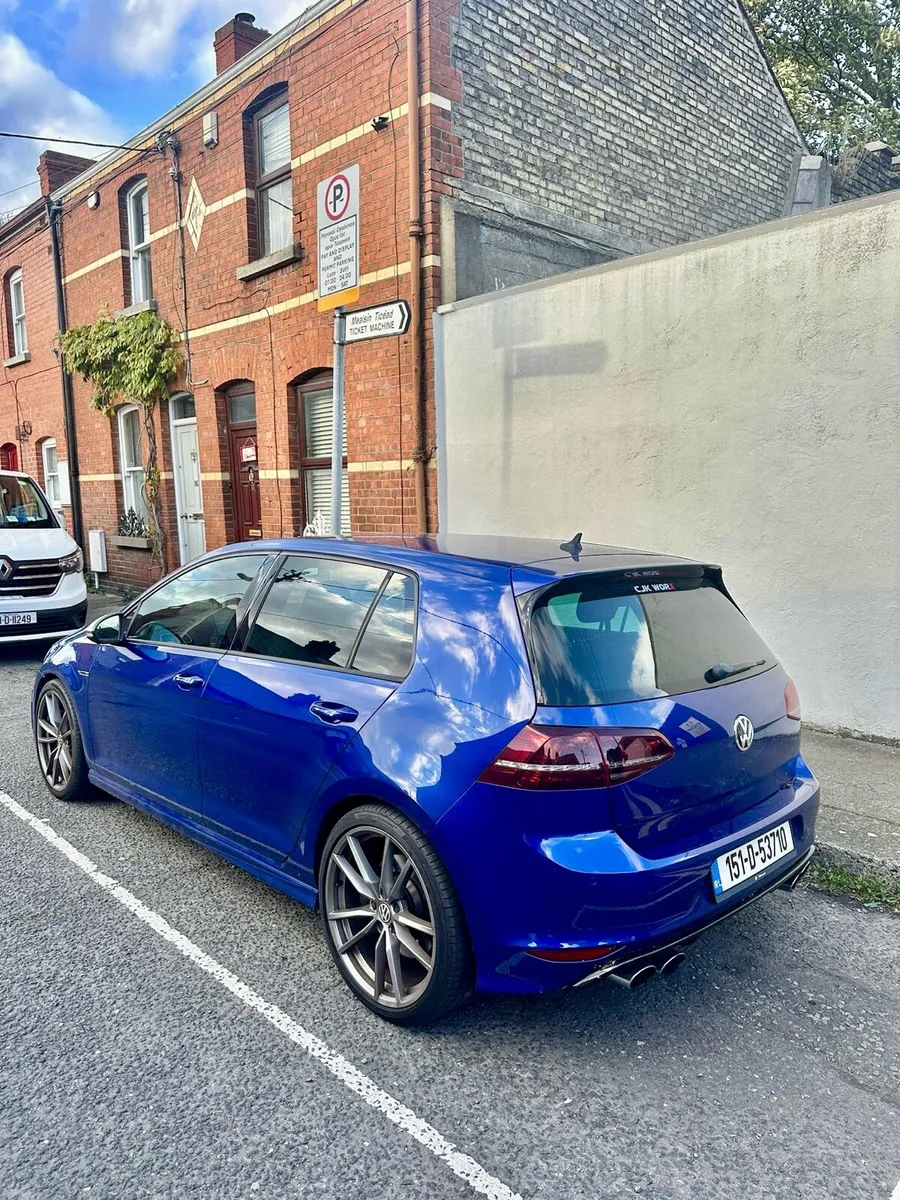 Volkswagen Golf R – Lapiz Blue- DSG- FRESH TAX - Image 1