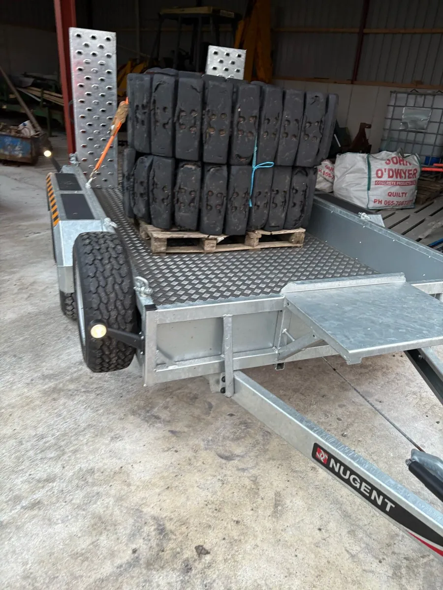 6 or 8 ton tracks