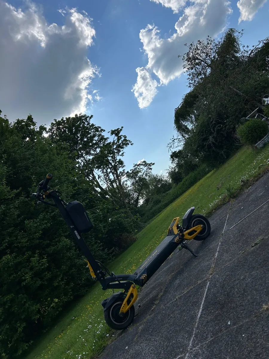 Electric scooter - Image 4