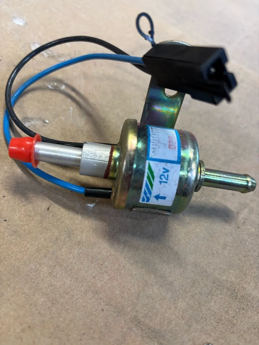 FUEL SOLENOID ON/OFF 12V - Image 1