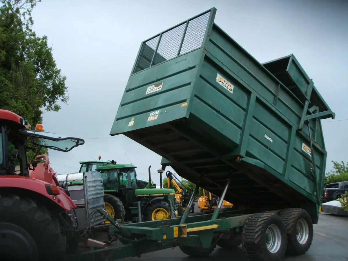 Smyth FC 12 ton silage trailer - Image 1
