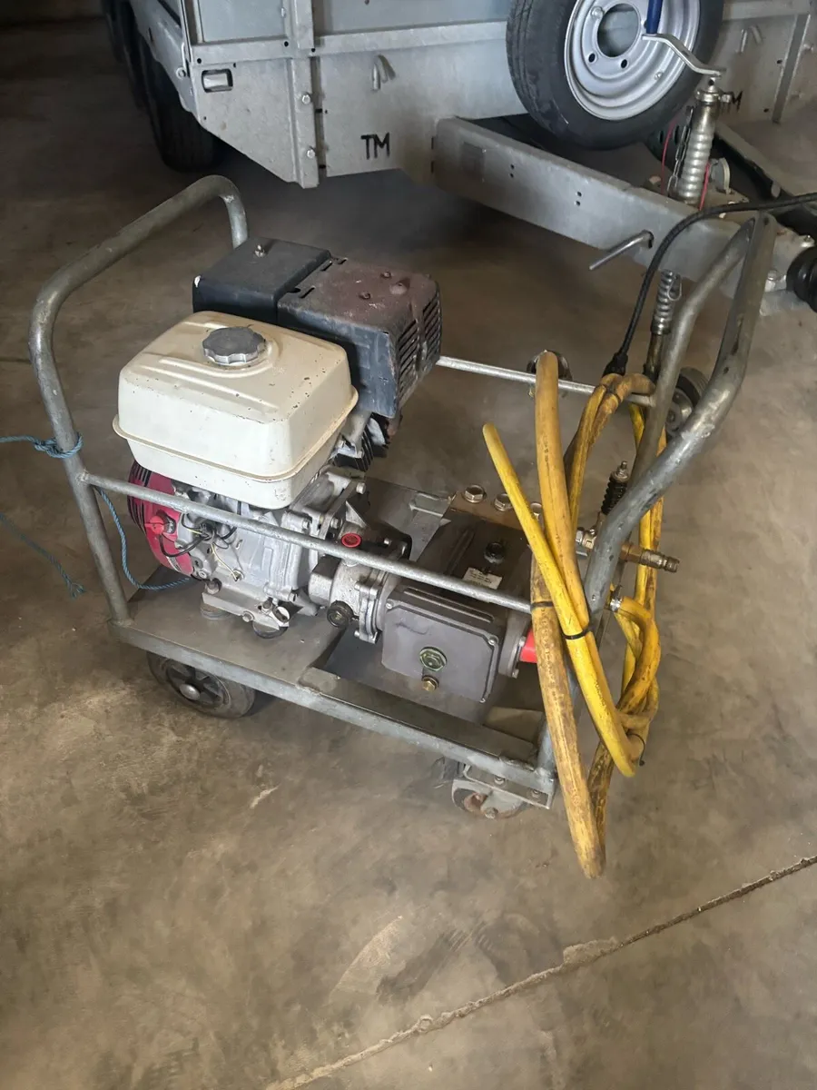 Honda Powerwasher - Image 1