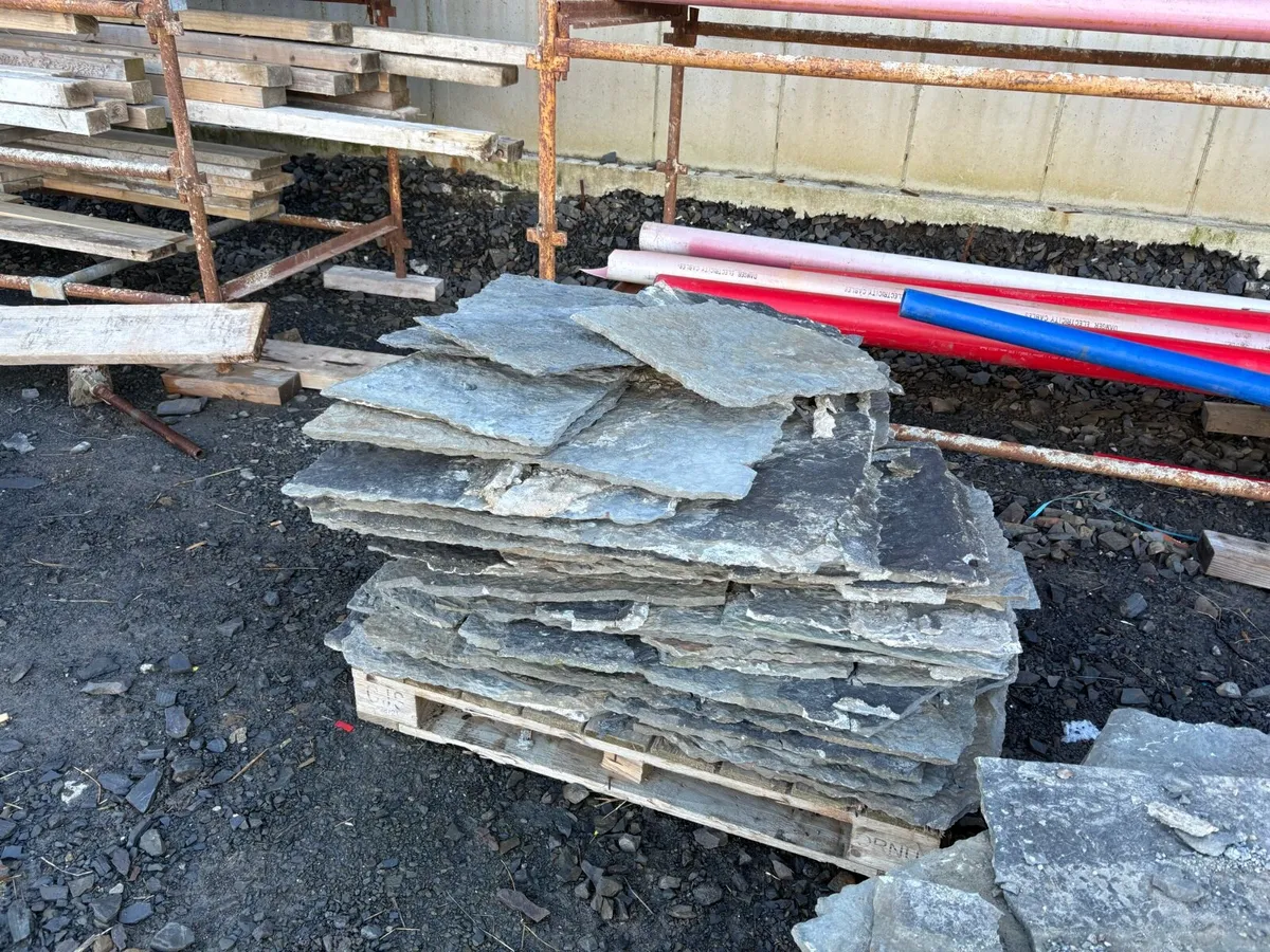 Old roof flag slates - Image 3