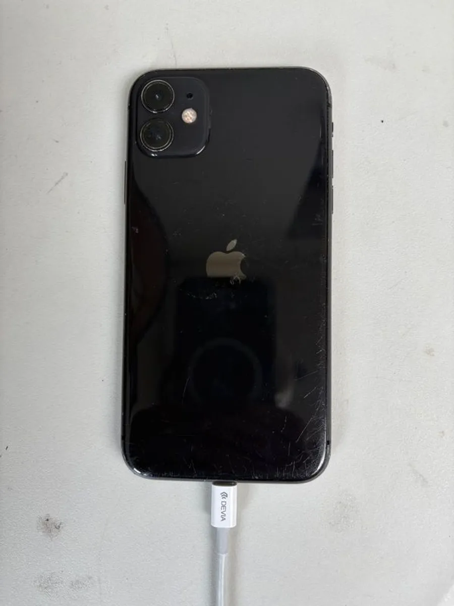 IPhone 11 - Image 2