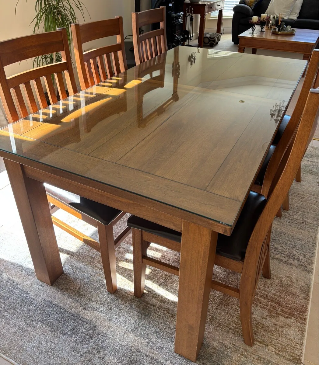 Solid Oak Table and 6 Chairs - Image 1