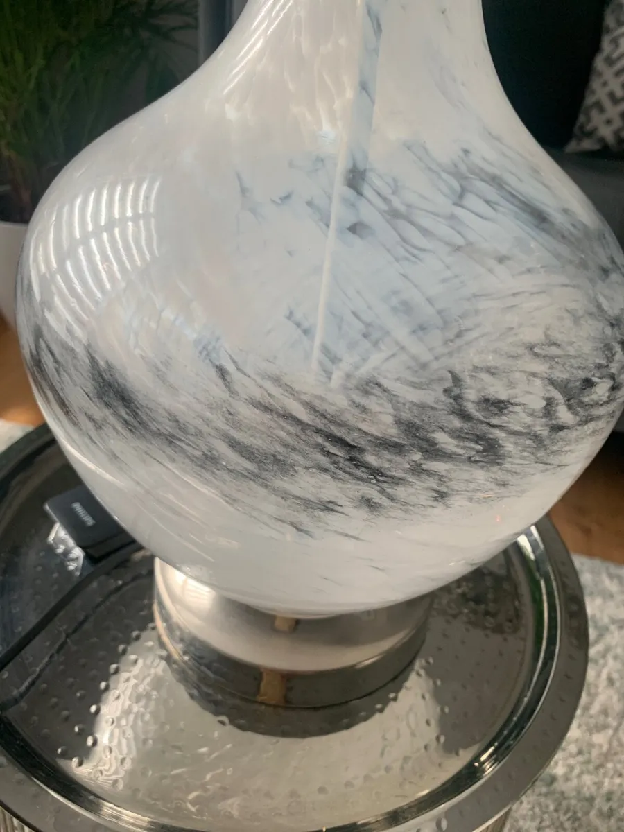 2 Lamps - Image 1