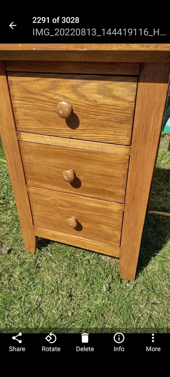Very heavy Oak side table with drawers - Image 1