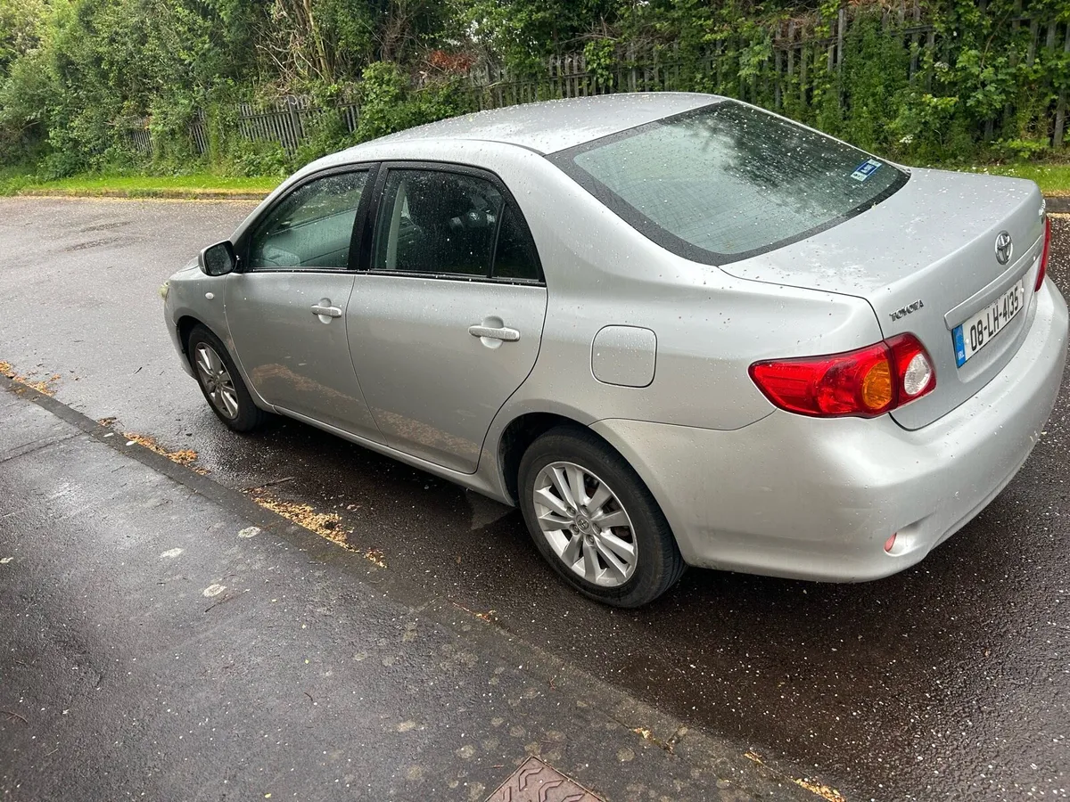 Toyota Corolla - Image 2