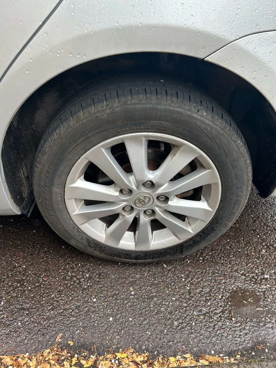 Toyota Corolla - Image 4