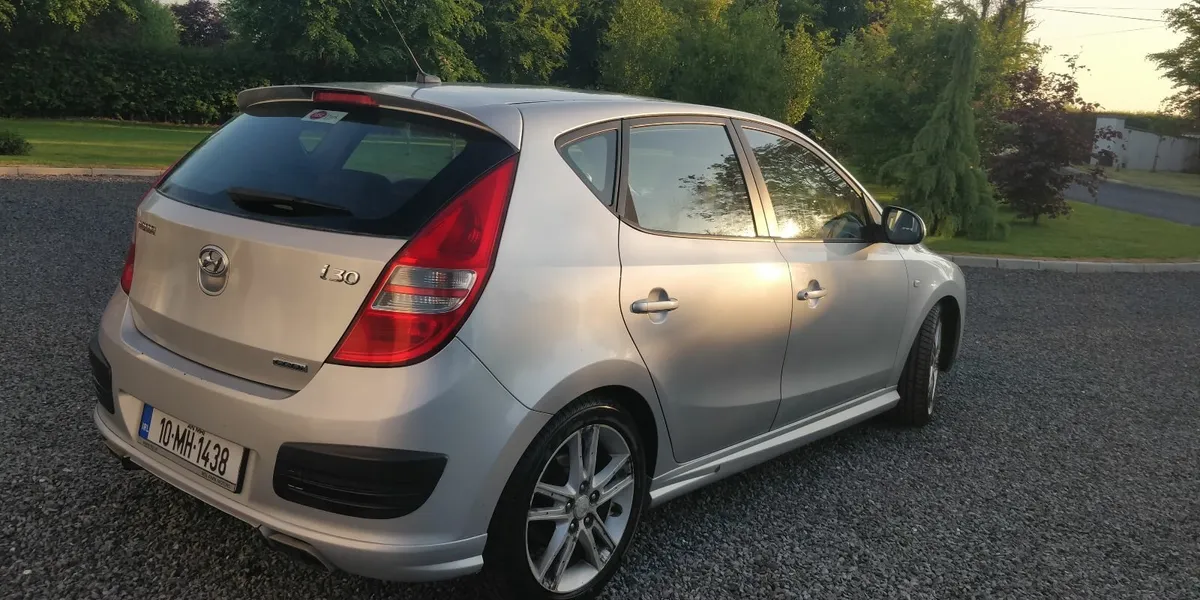 Hyundai i30 Deluxe Sport, NCT Mar 26, Tax Feb 26 - Image 2