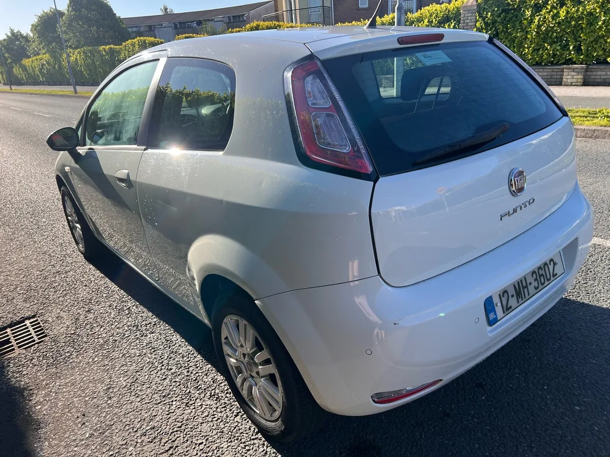 Fiat Punto 2012 - Image 3