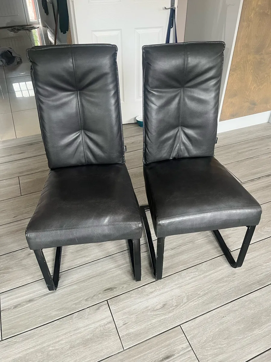 Kitchen chairs - Image 2