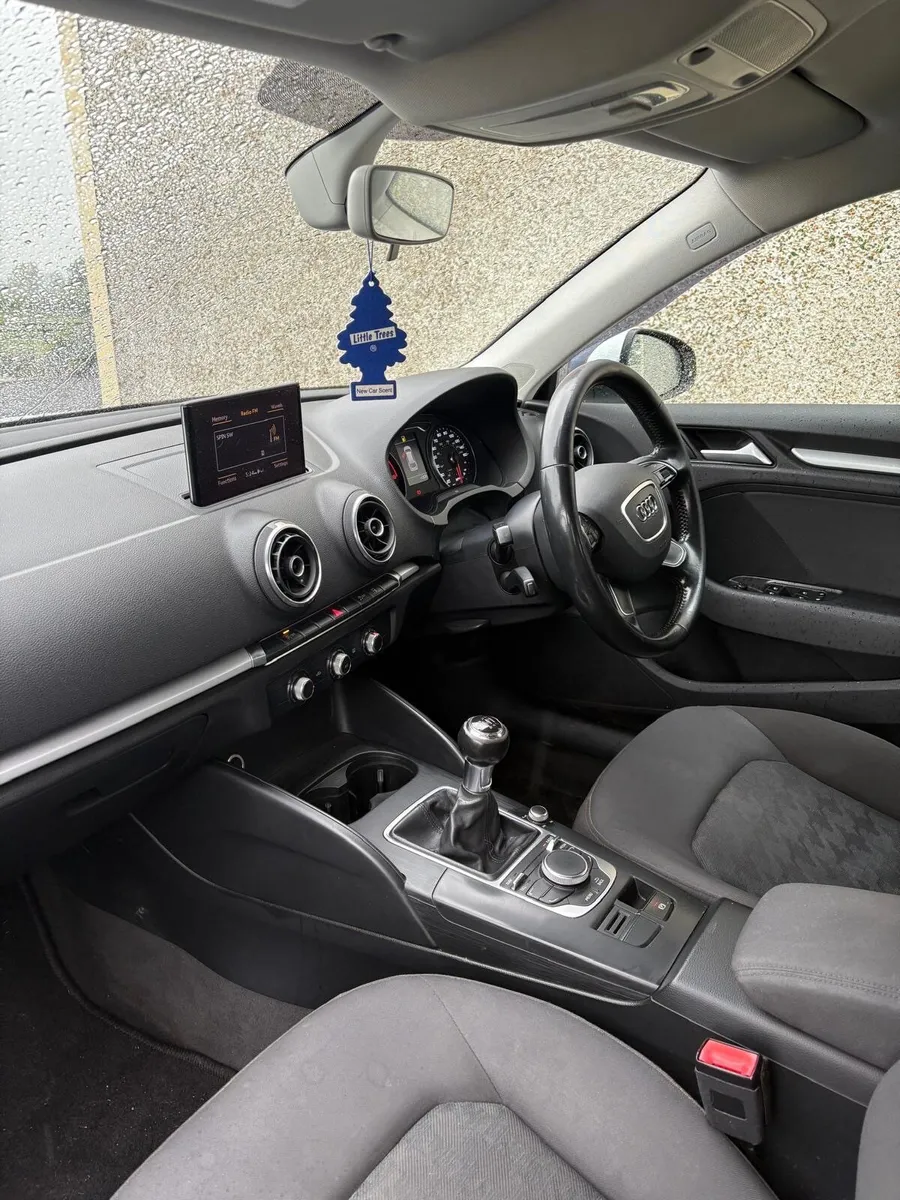 Audi A3 2016 - Image 4