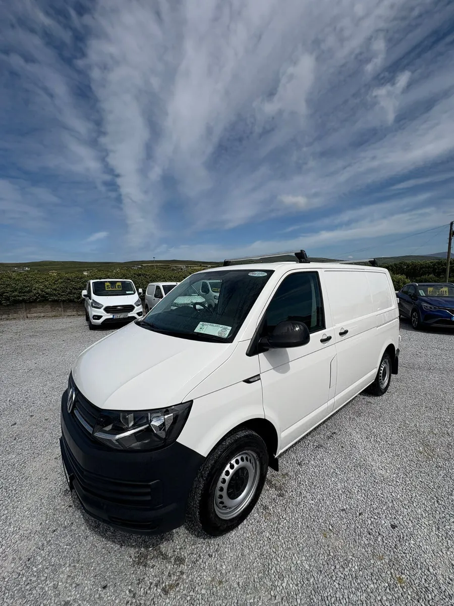 Volkswagen Transporter 2018 - Image 3