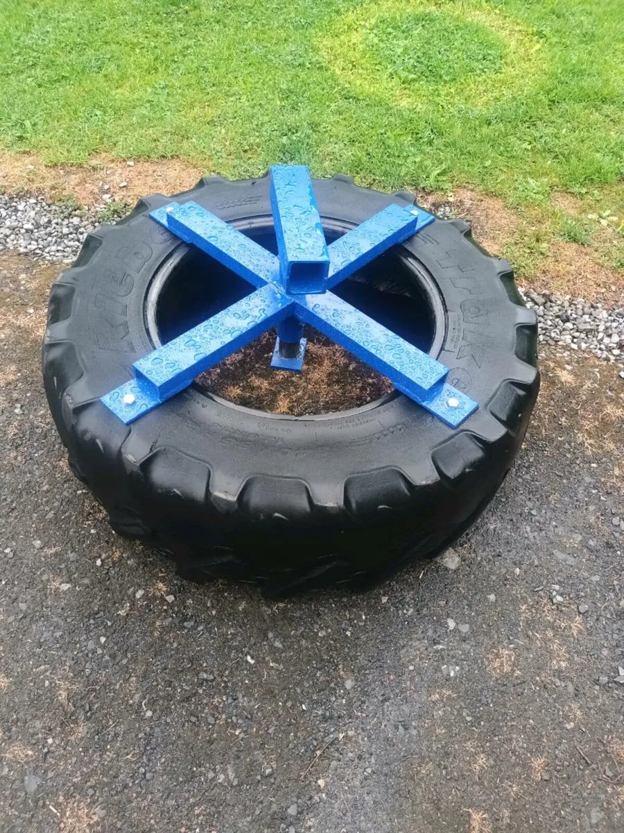 Silage pusher