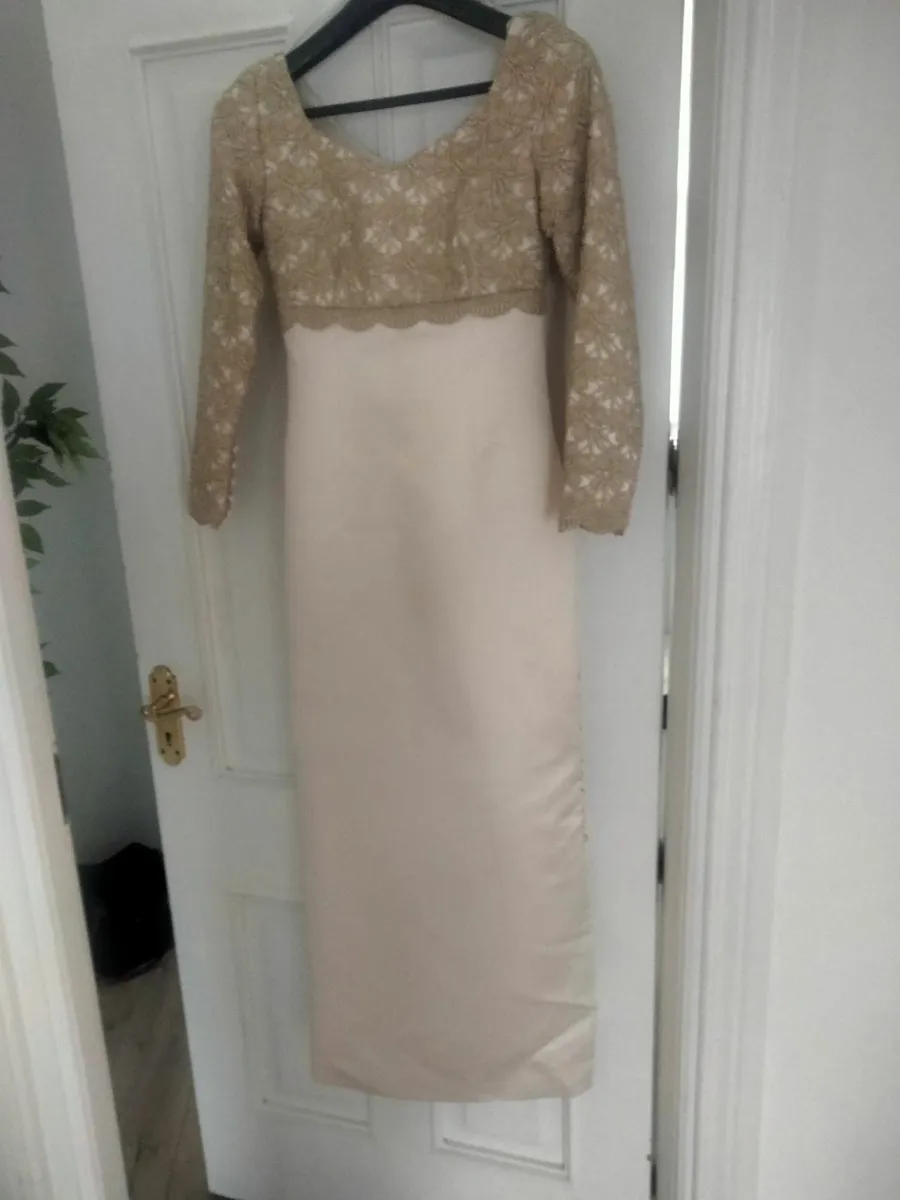 Wedding Dress - Image 4