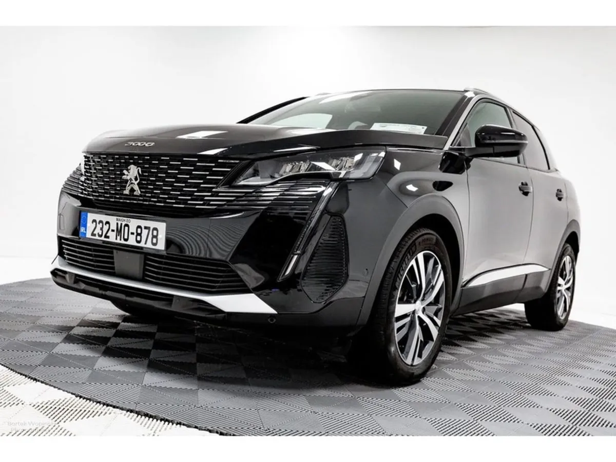 Peugeot 3008 Allure 1.5 Diesel Auto 130HP - Image 3