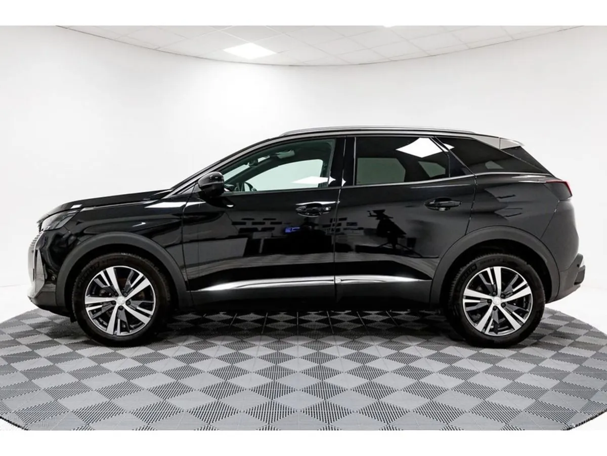 Peugeot 3008 Allure 1.5 Diesel Auto 130HP - Image 4