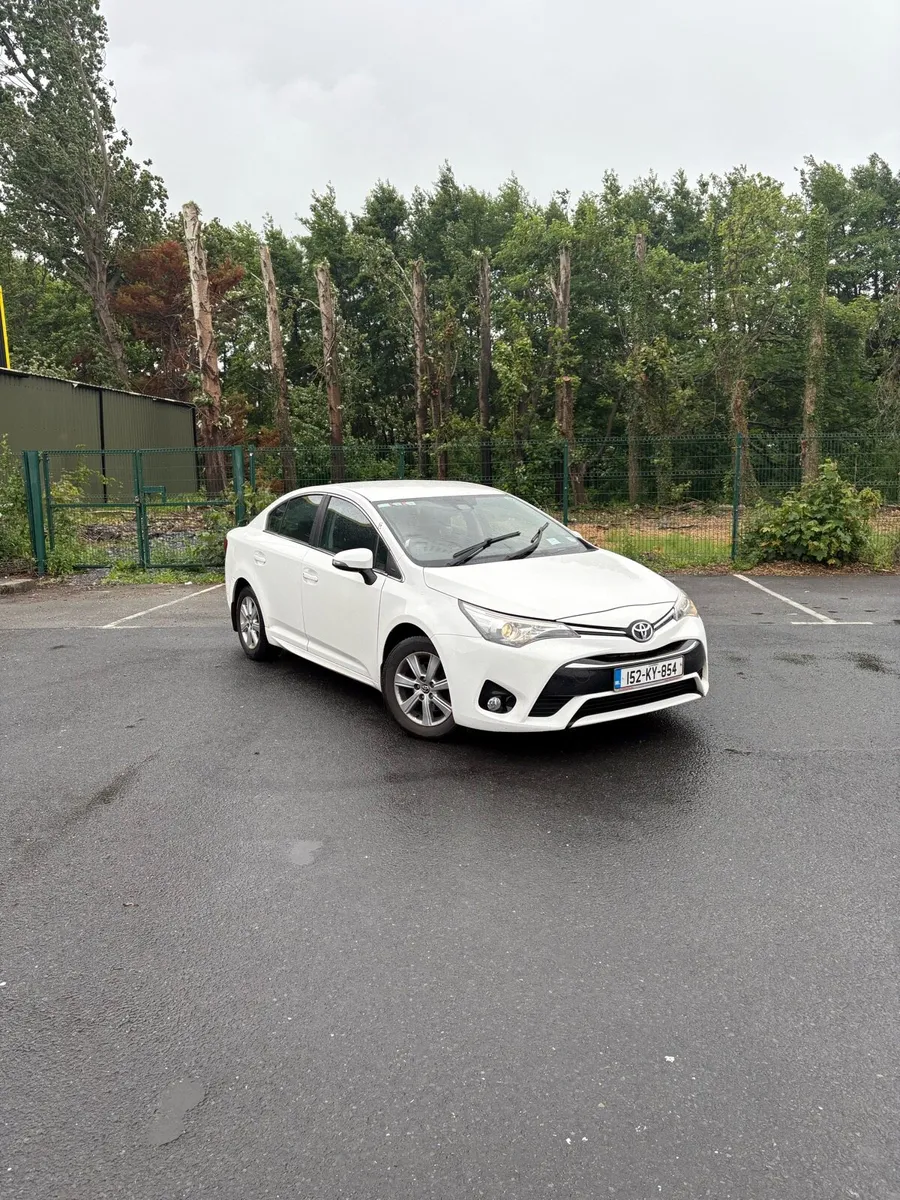 152 Toyota avensis 1.6 diesel - Image 1