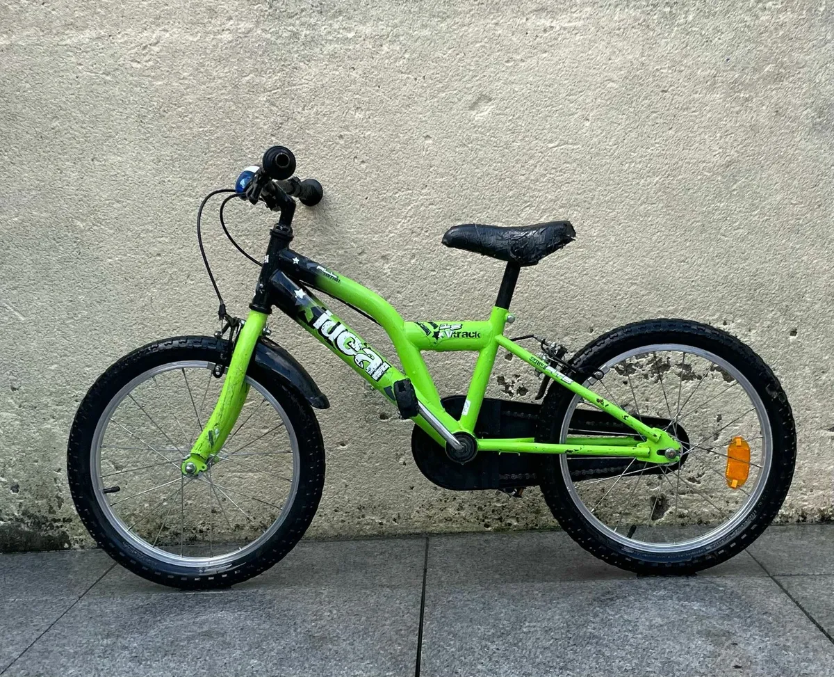Boys bicycle 17"wheels - Image 1