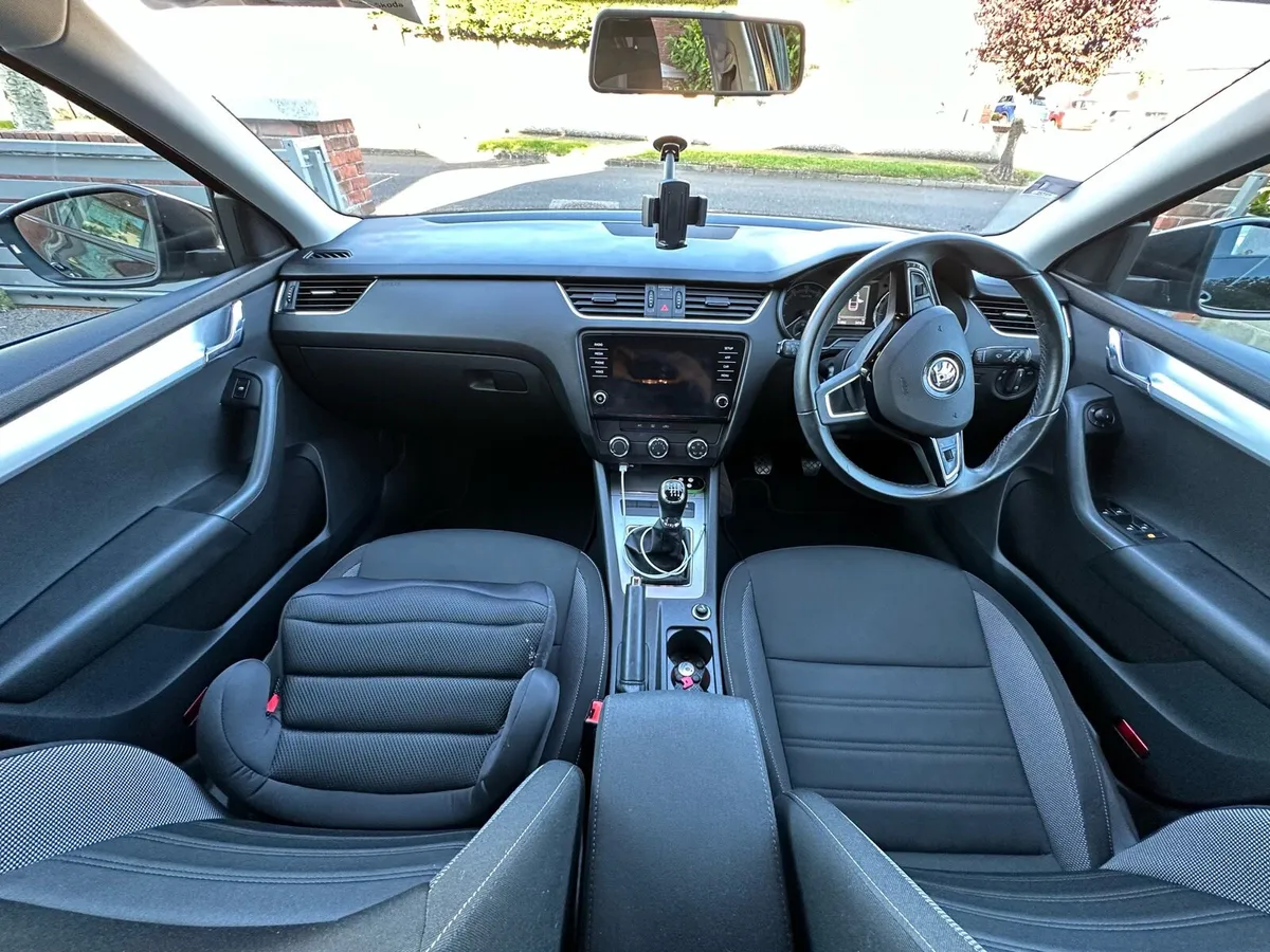181 Skoda Octavia Ambition 1.0 TSi - Image 3