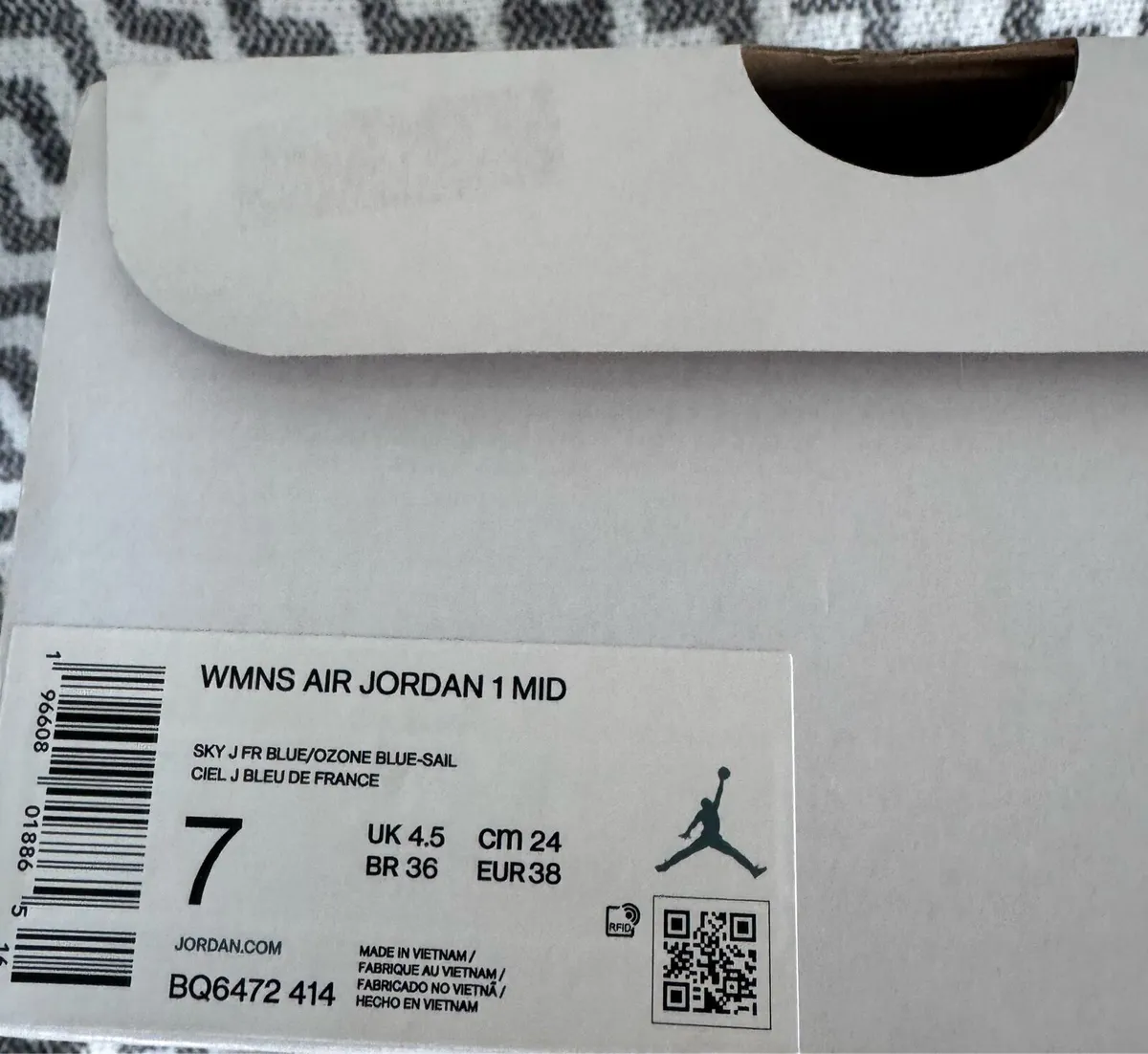 Jordan 1 Mid WMNS Uk 4.5 - Image 4