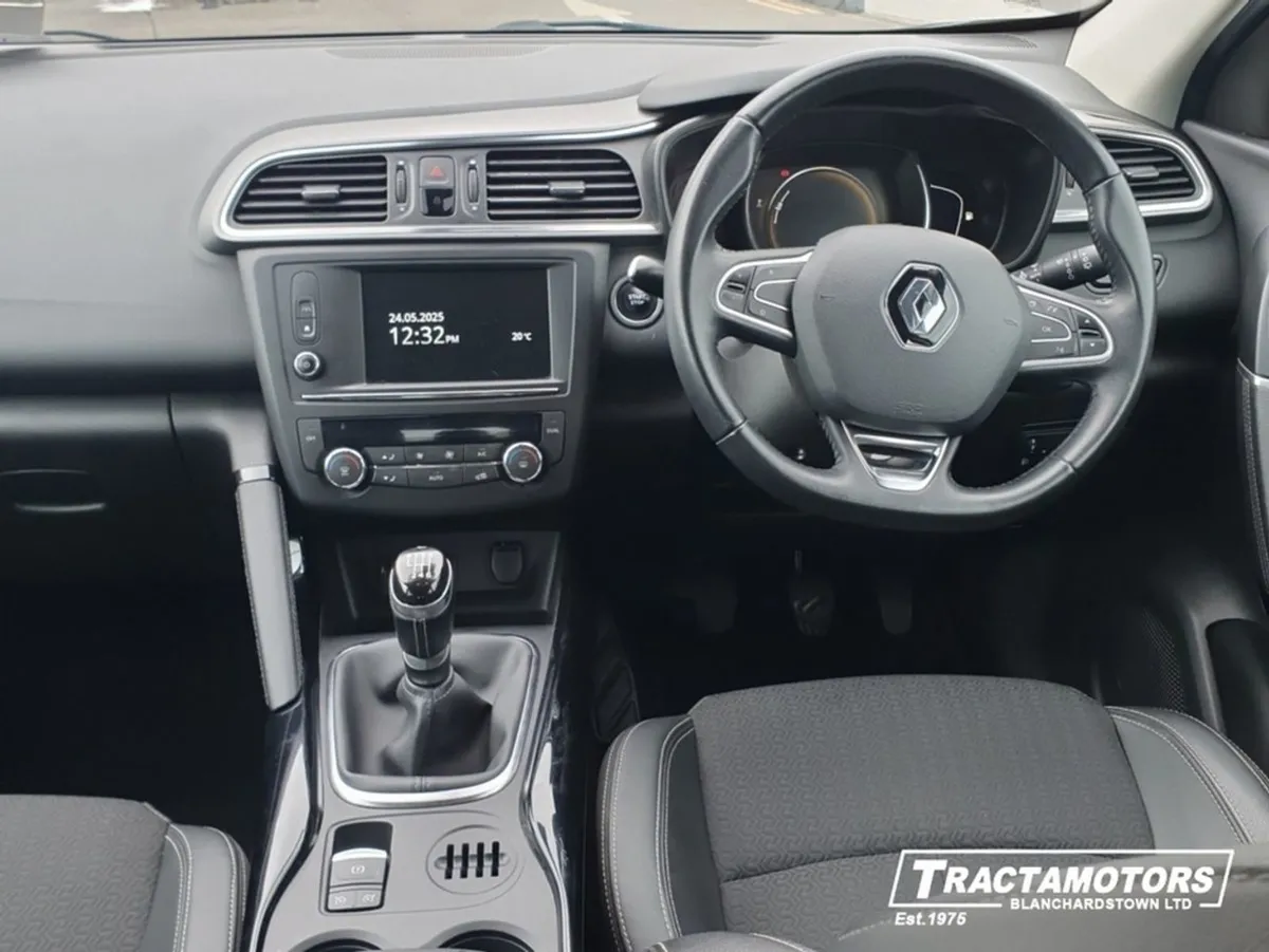 Renault Captur Signature 1.5 DCI 90 20 4DR - Image 2