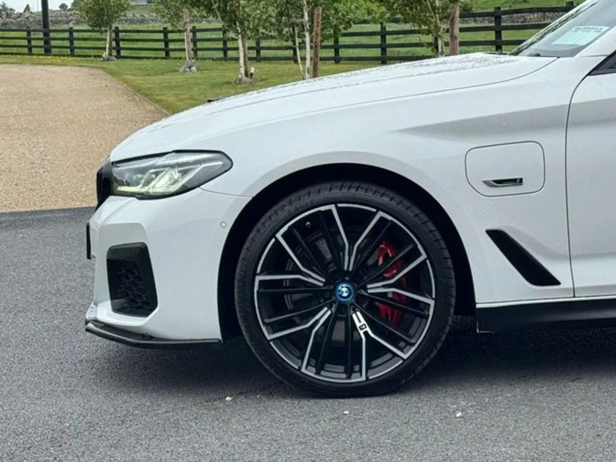 BMW 5 Series 212 530E M Sport M Performance - Image 4