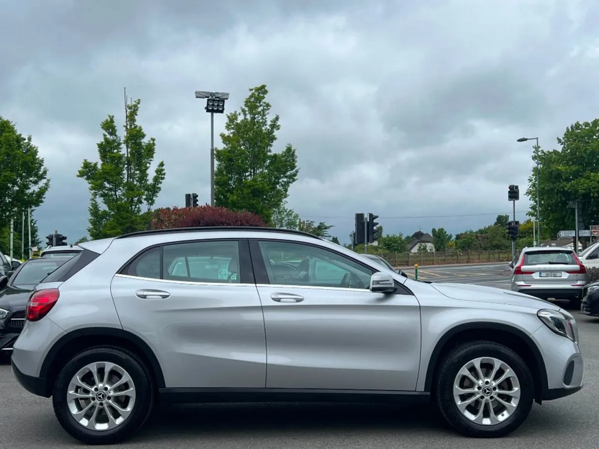 Mercedes-Benz GLA-Class 180 Style 5DR  irish Car - Image 4