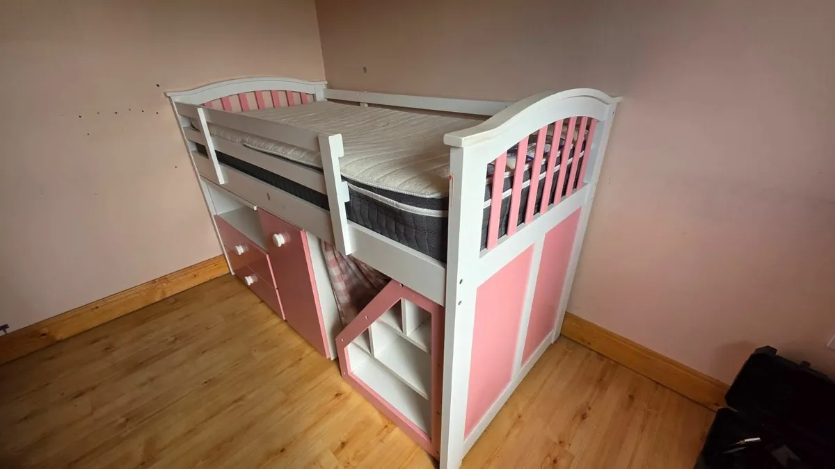 Mid sleeper bed - Image 1