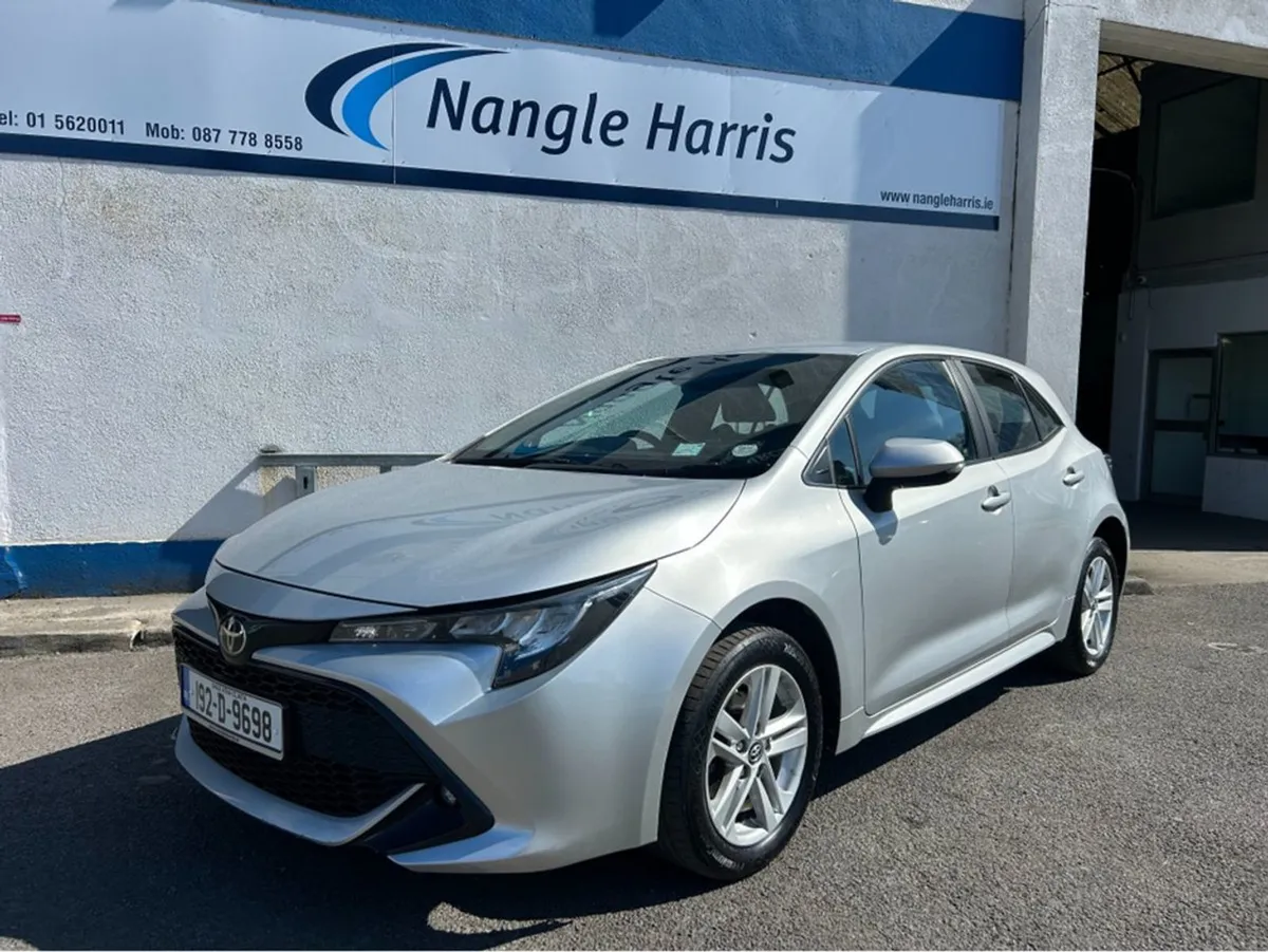 Toyota Corolla 1.2t Luna. Finance Available. Trad - Image 1