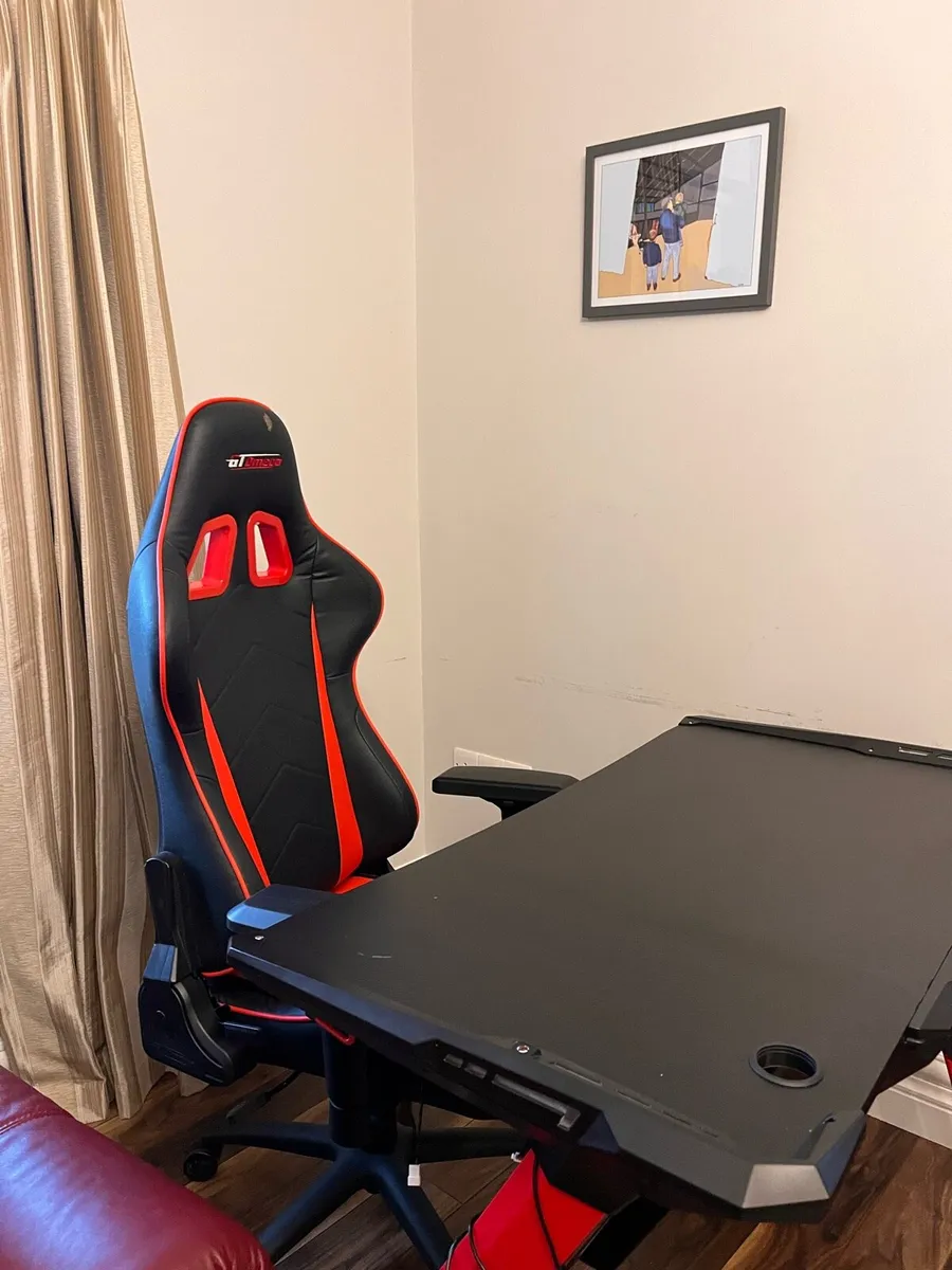 Gt omega gaming chair and matching gaming desk - Image 4