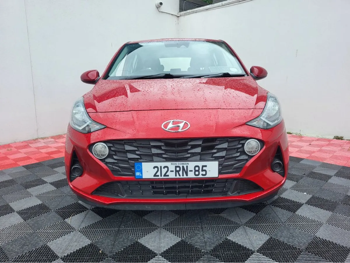 Hyundai i10 Classic 5DR - Image 3