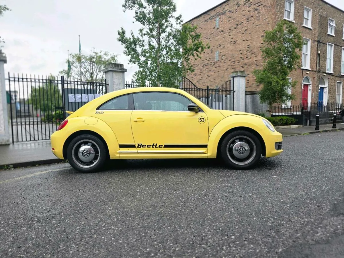 2012 vw beetle - Image 2