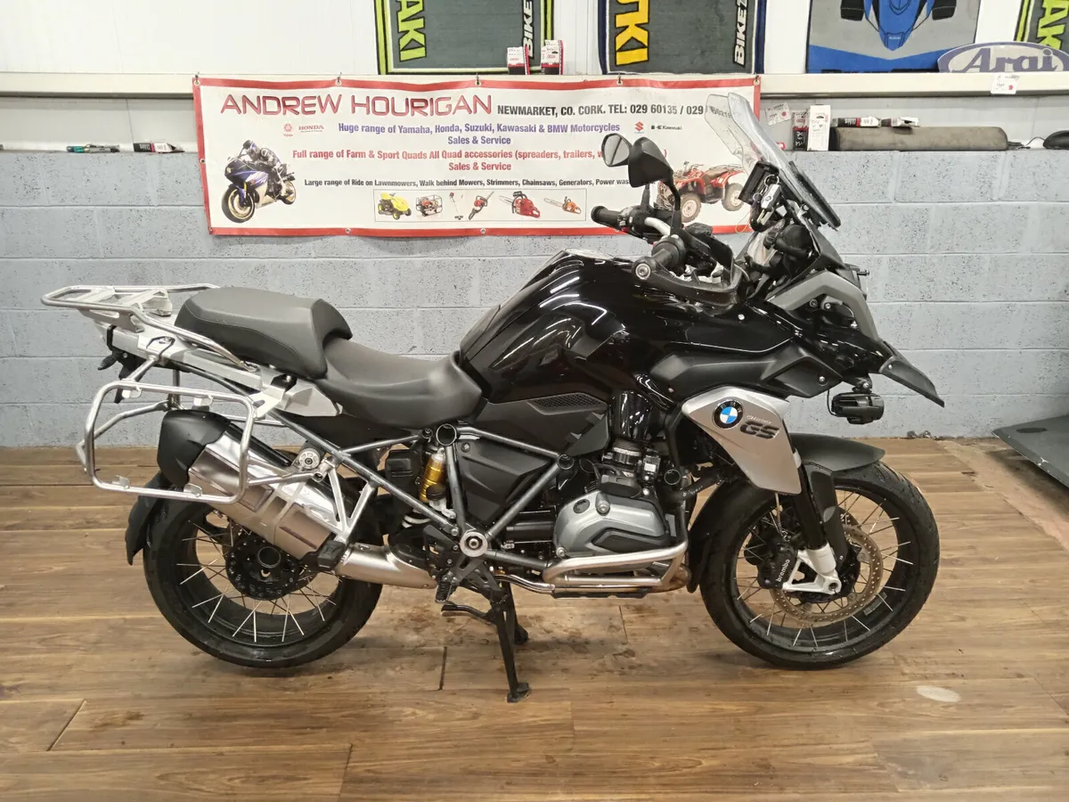 bmw r1200gs triple black - Image 1