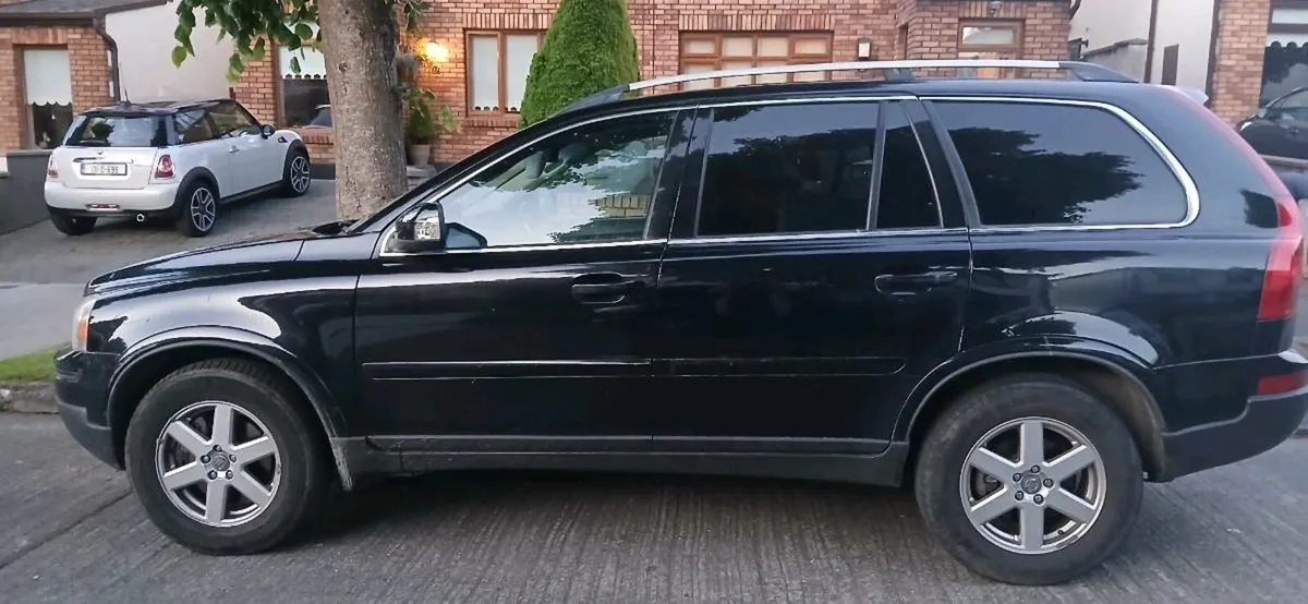 Volvo XC90 Automatic 7 Seater - Image 1