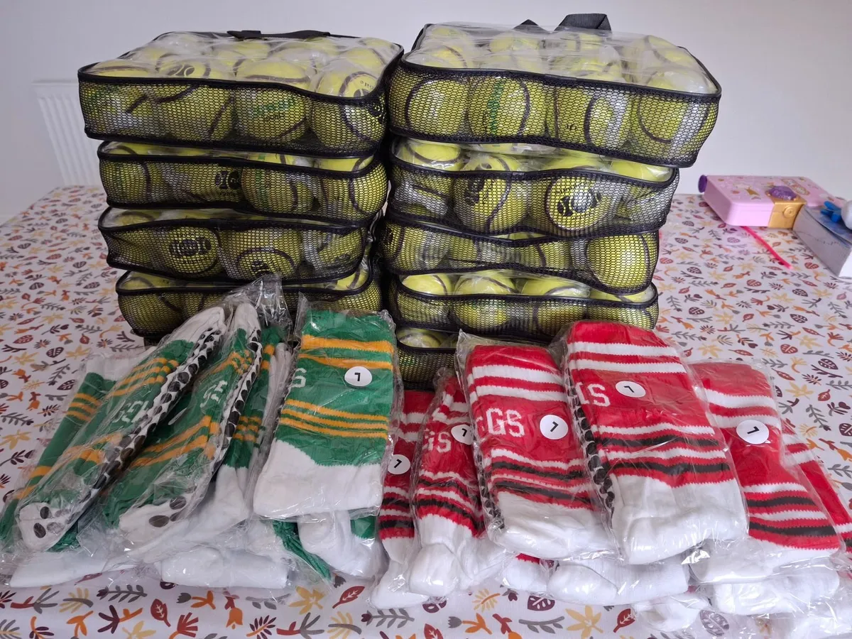 Sliotars and socks - Image 2