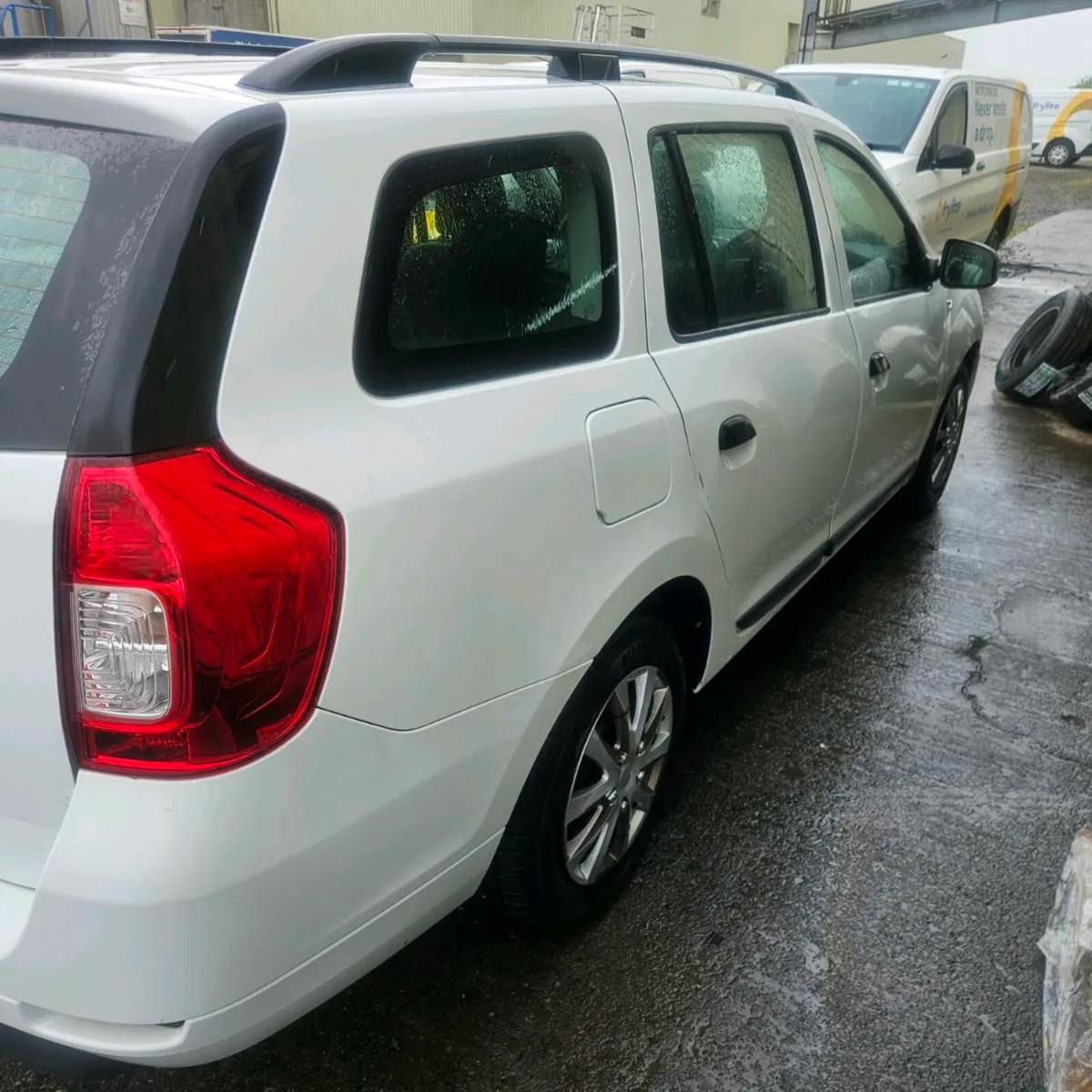 Dacia logan MCV - Image 1