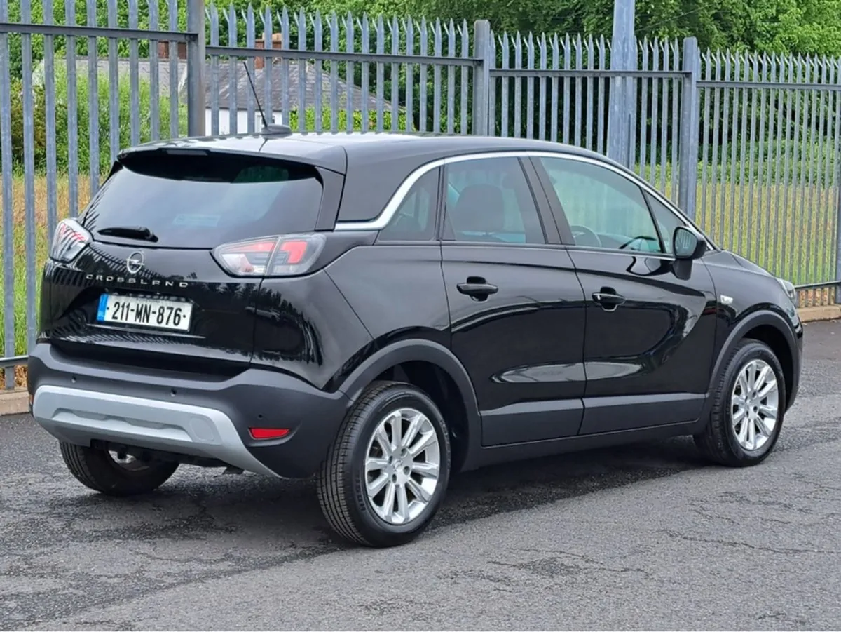 Opel Crossland Elite 1.5td 110BHP  black Leather - Image 4
