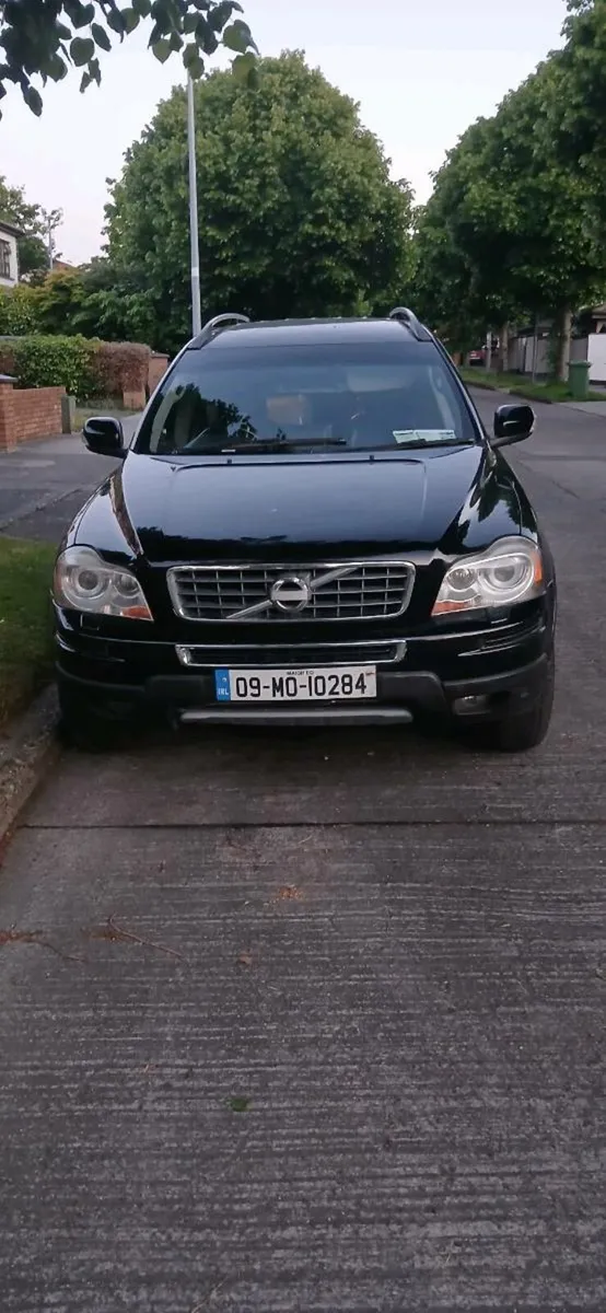 Volvo XC90 Automatic 7 Seater - Image 1