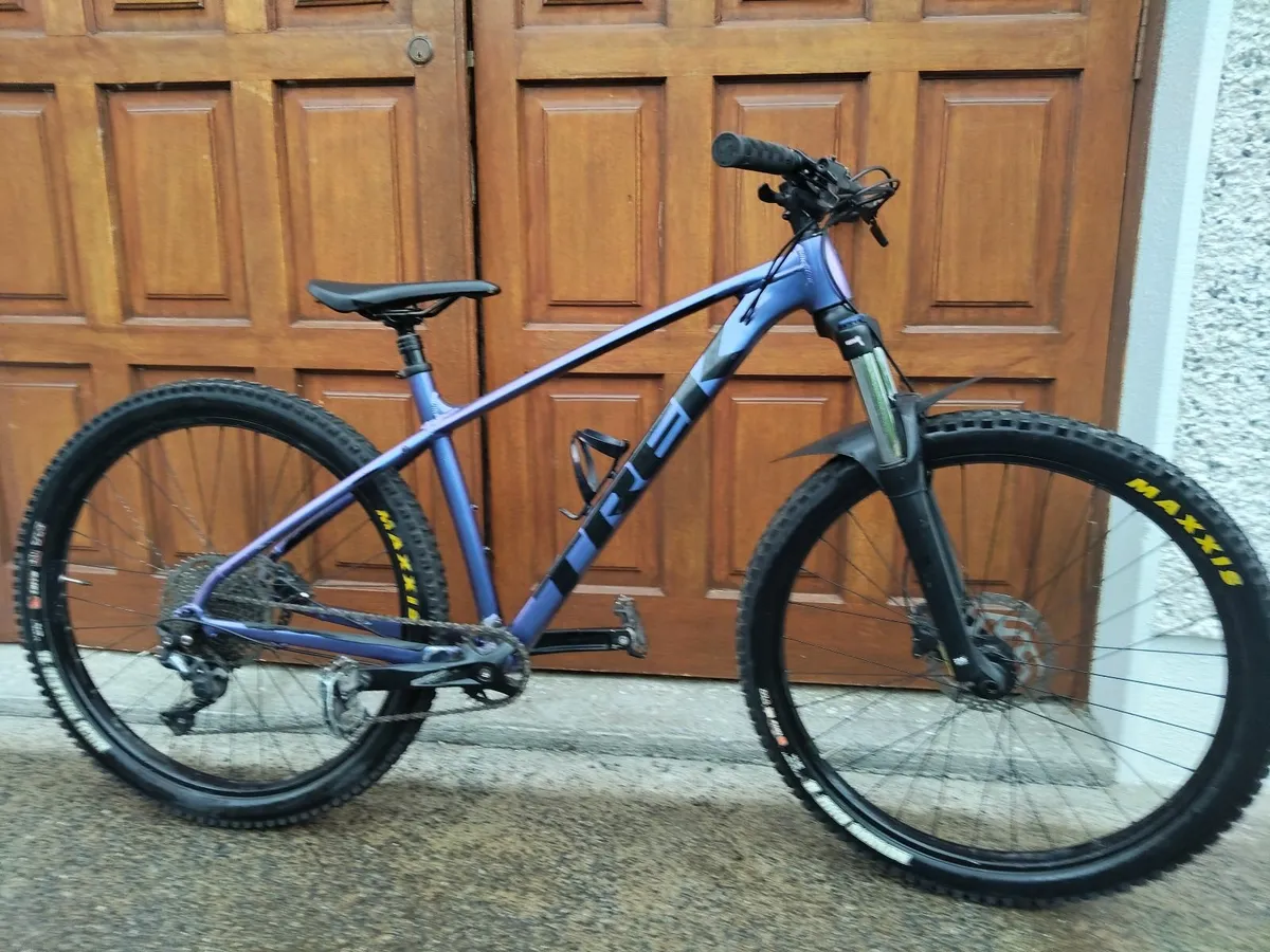 Mountain bike - Image 1