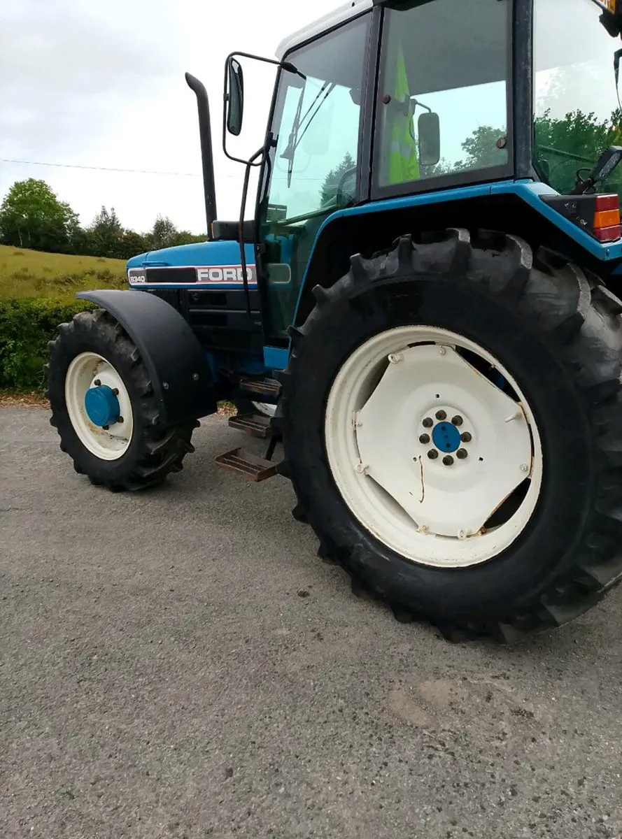 Ford 8340 sle power star low hrs - Image 4