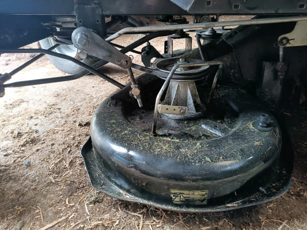 Lawnmower - Image 4