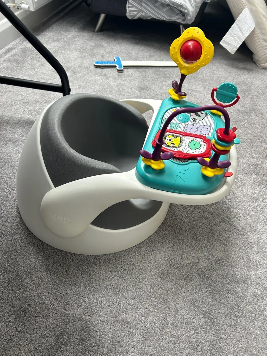Mamas and papas floor seat baby FREE - Image 1