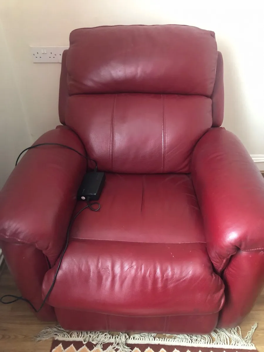 Electric armchair