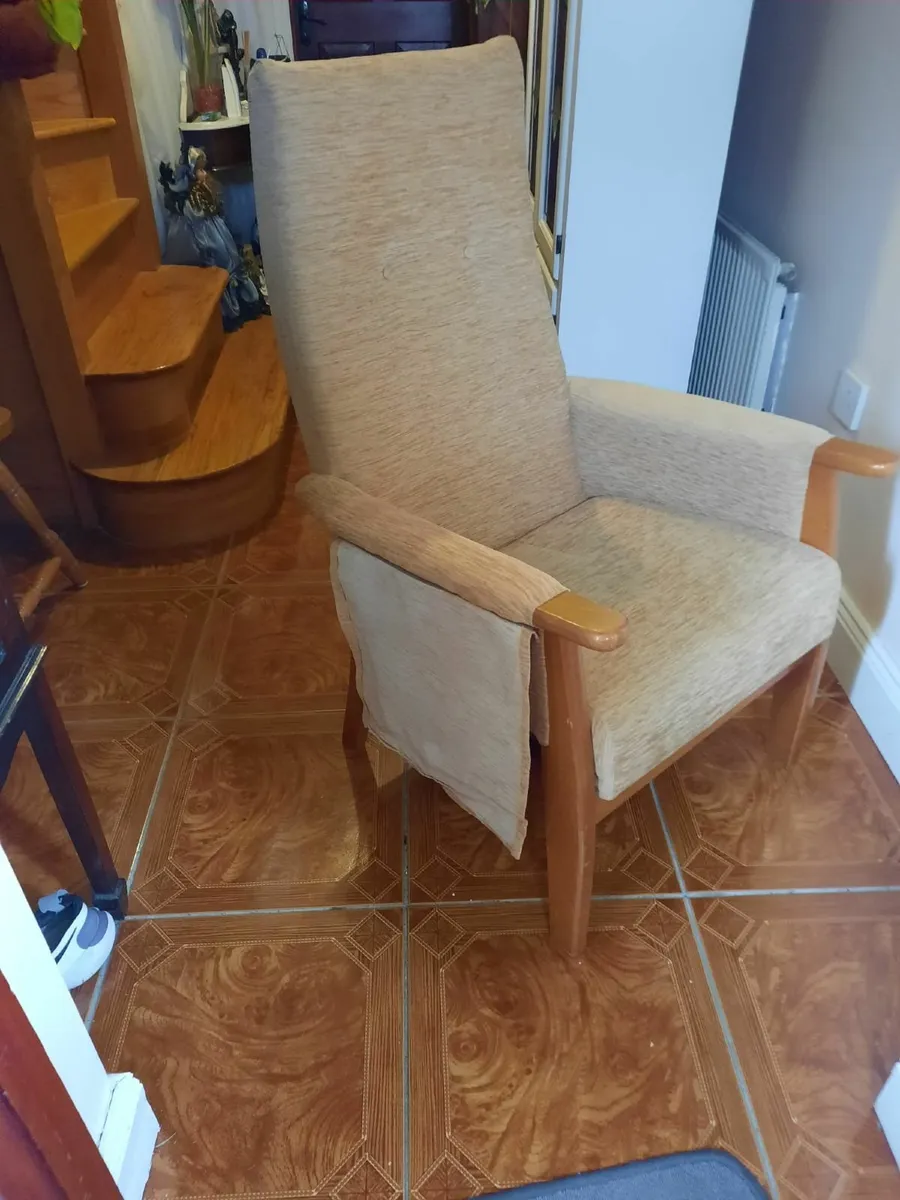 Orthopedic armchair - Image 1