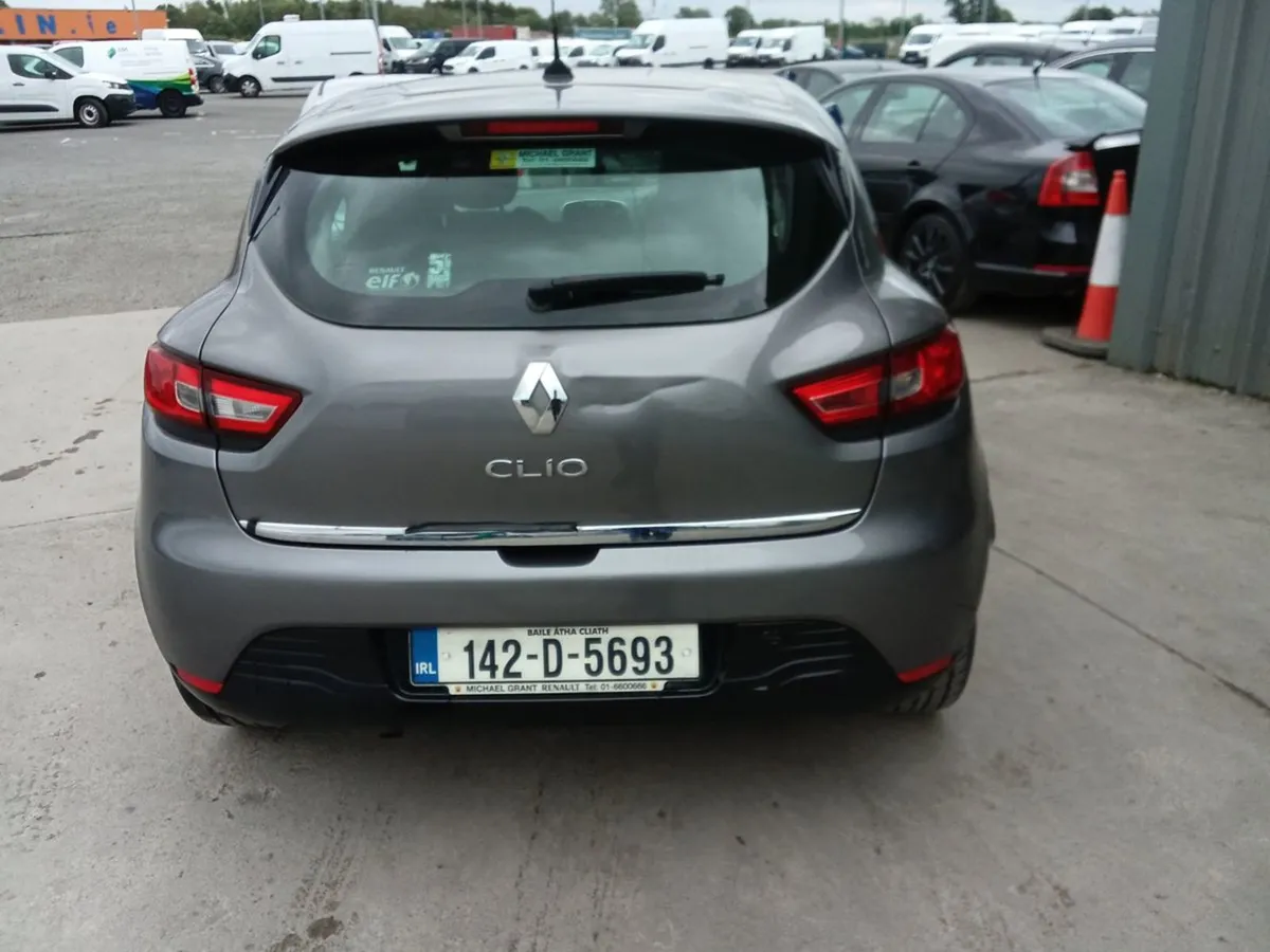 Renault Clio IV Dynamique 1.2 PET 7 - Image 4