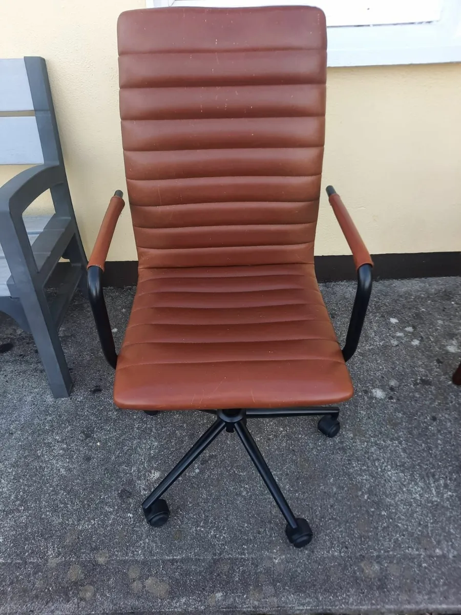 Office chair - Image 3