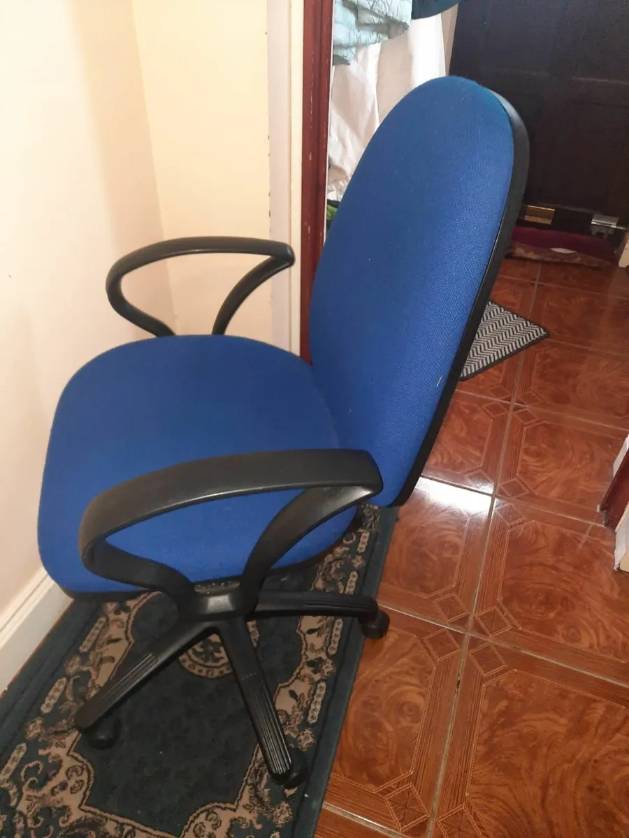 Office chair - Image 4